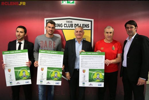 CHARTE LENS