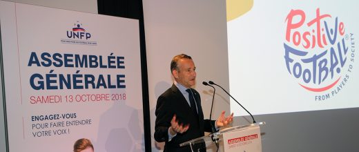 Le Général Pierre de Villiers, premier supporter de Positive Football...
